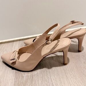 Nude Slingback Heels with Bow